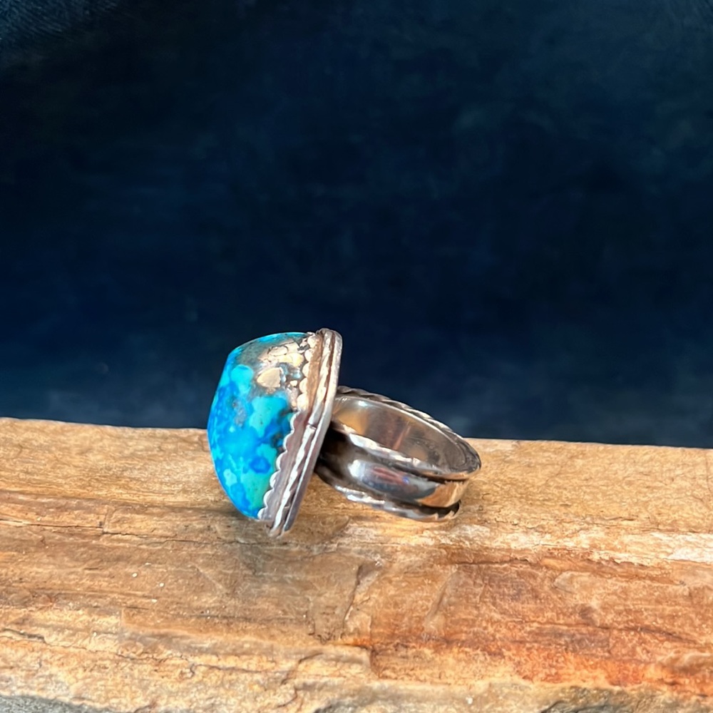 Southwest Sterling Silver Ring with Turquoise Nugget - Picture 3 of 9